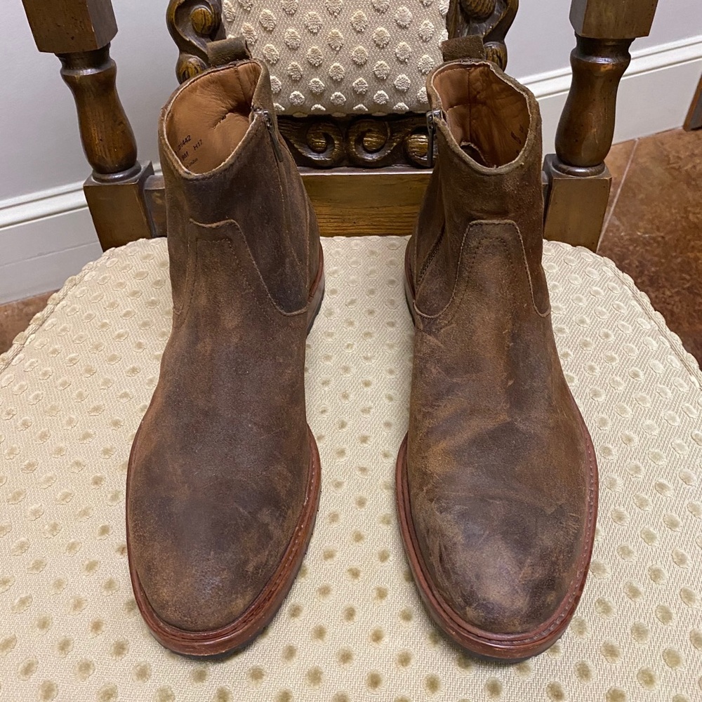 Track men’s boots